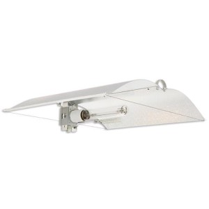 Avenger Original Medium Con Super Spreader Adjust-A-Wings