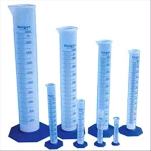 Cilindro Graduato 50 ml per Misurazione Liquidi L-P